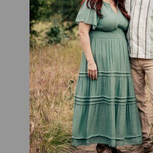 GUC Tiered Split Neck Peasant Dress XL